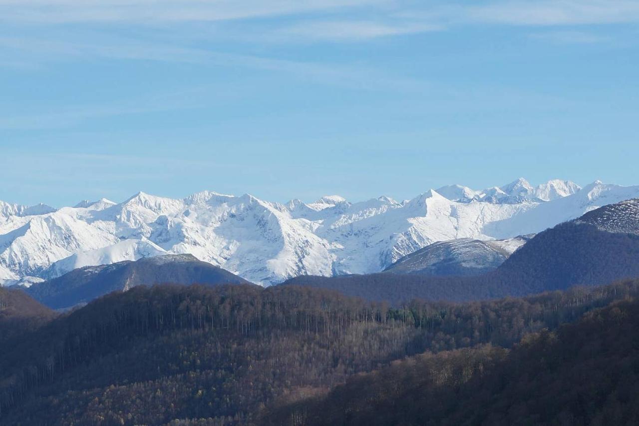 Joli gîte en Ariège avec vue Buzan Extérieur photo